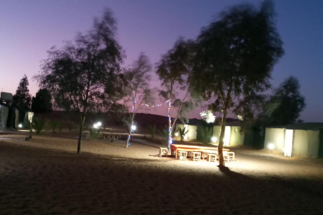 Camel Trek Bivouac Hotel Merzouga Buitenkant foto